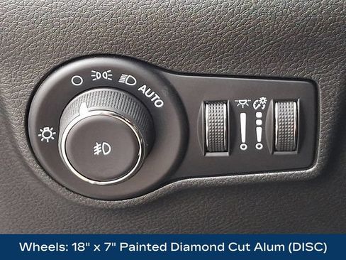Used 2025 Jeep Compass Limited AWD/4WD image 9