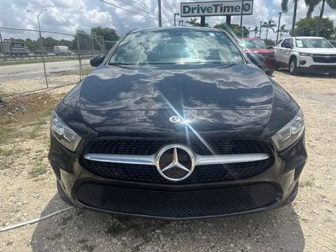 Used 2022 Mercedes-Benz A 220 image 2