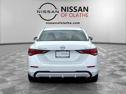 Used 2024 Nissan Sentra SV FWD image 26