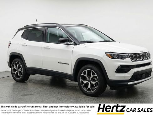 Used 2025 Jeep Compass Limited image 1