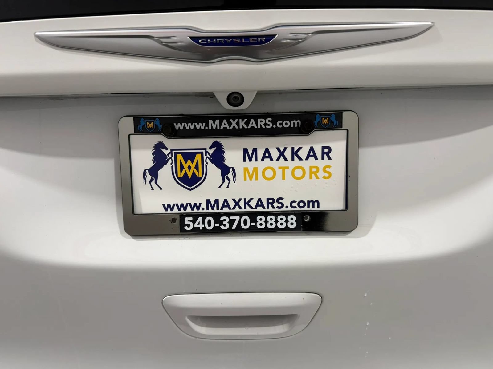 Used 2018 Chrysler Pacifica Touring-L FWD image 46