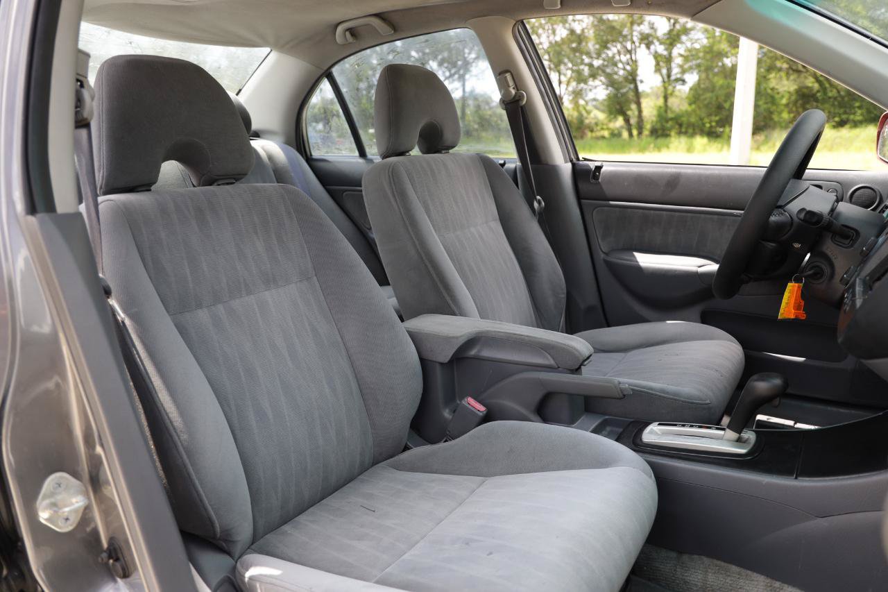 Used 2005 Honda Civic EX image 16