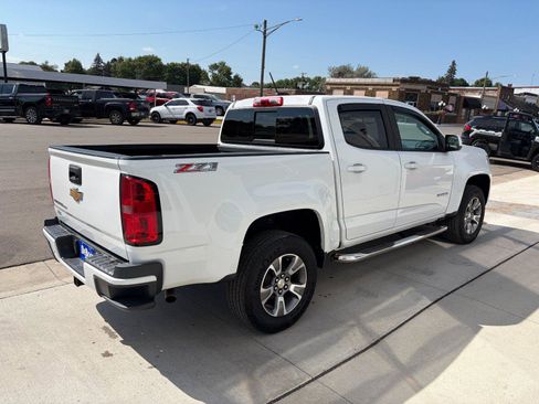 Used 2018 Chevrolet Colorado Z71 AWD/4WD image 5