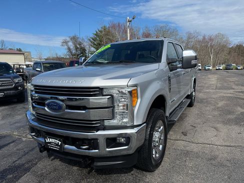 Used 2017 Ford F350 Lariat w/ Lariat Ultimate Package image 2