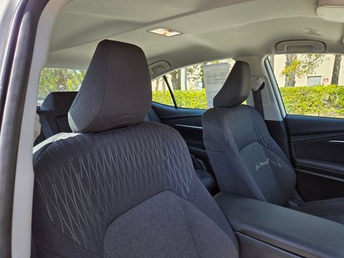 Used 2025 Toyota Camry LE image 11