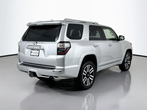 Used 2019 Toyota 4Runner Limited AWD/4WD image 5