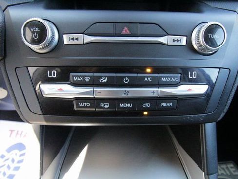 Used 2020 Ford Explorer 4WD image 24