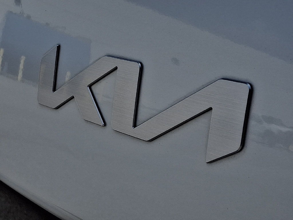 Used 2023 Kia Soul LX w/ LX Technology Package FWD image 29