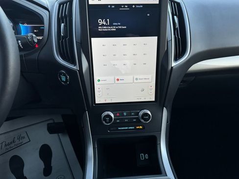 Used 2024 Ford Edge SEL w/ Convenience Package image 29