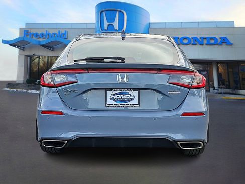 Used 2024 Honda Civic Sport Touring image 6