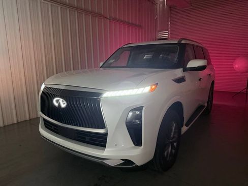 Certified 2026 INFINITI QX80 Pure RWD image 8