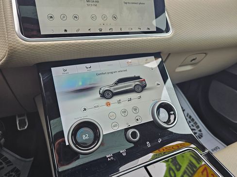 Used 2020 Land Rover Range Rover Velar R-Dynamic S image 26