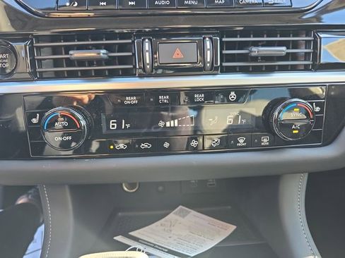 New 2025 Nissan Pathfinder SL image 27