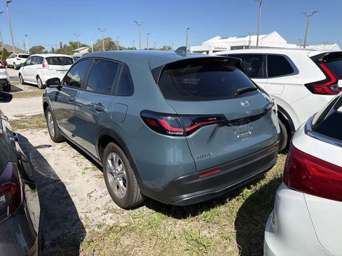 Used 2025 Honda HR-V LX image 6