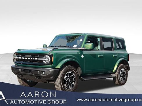 Used 2025 Ford Bronco Outer Banks image 1