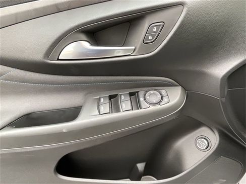 Used 2024 Buick Envista Sport Touring w/ Convenience I Package image 21