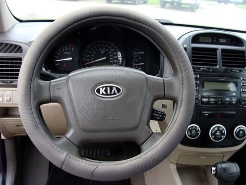 Used 2009 Kia Spectra EX image 12