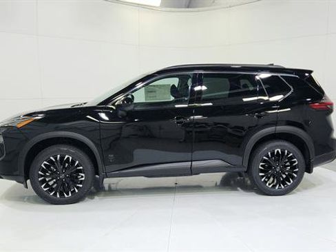 New 2026 Nissan Rogue Dark Armor image 5