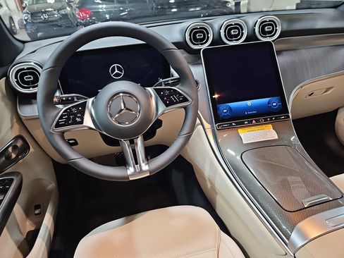 New 2026 Mercedes-Benz GLC 300 4MATIC image 16