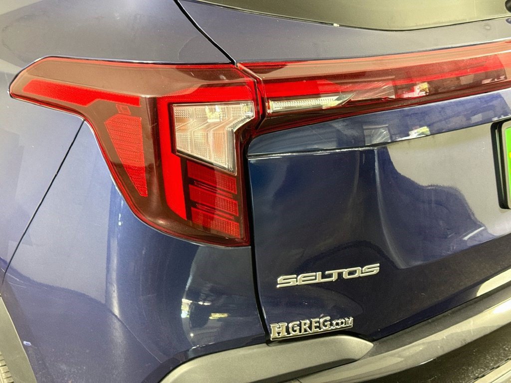 Used 2024 Kia Seltos SX w/ SX Sunroof Package AWD/4WD image 35