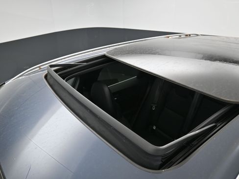 Used 2018 Volvo XC60 T5 Inscription w/ Convenience Package image 22