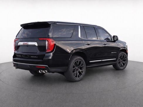 Used 2023 GMC Yukon Denali w/ Denali Reserve Package AWD/4WD image 4