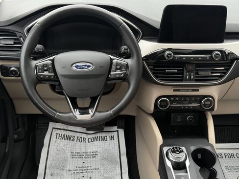 Used 2021 Ford Escape SEL w/ Technology Package AWD/4WD image 19