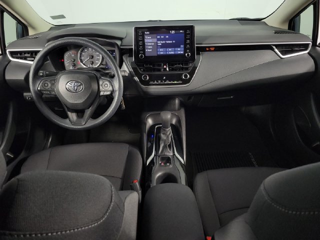 Used 2020 Toyota Corolla LE FWD image 25