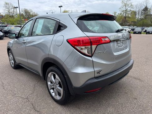 Used 2020 Honda HR-V LX image 5