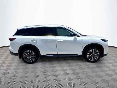 Certified 2026 INFINITI QX60 Luxe w/ Cargo Package FWD image 5