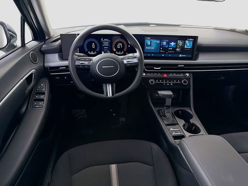 Used 2025 Hyundai Sonata SE FWD image 23