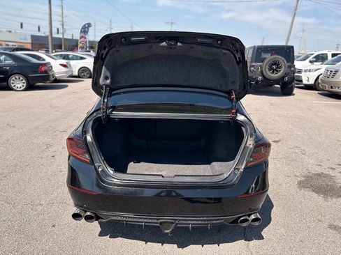 Used 2018 Honda Accord Sport image 23