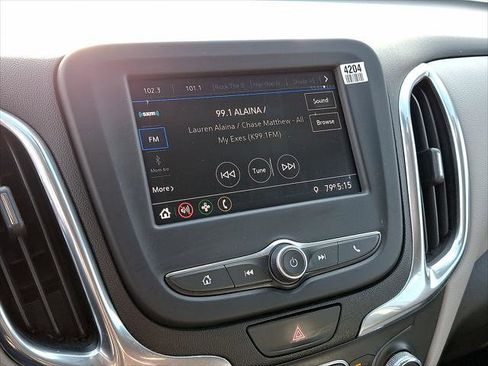 Used 2020 Chevrolet Equinox LT FWD image 6