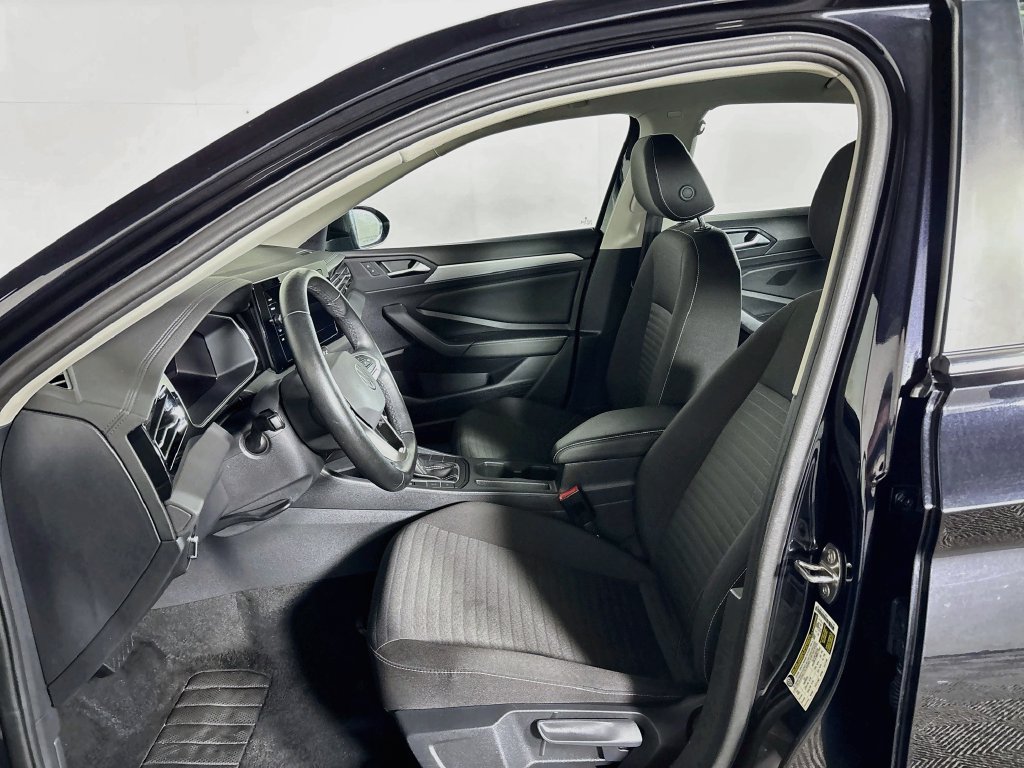 Used 2025 Volkswagen Jetta S FWD image 11