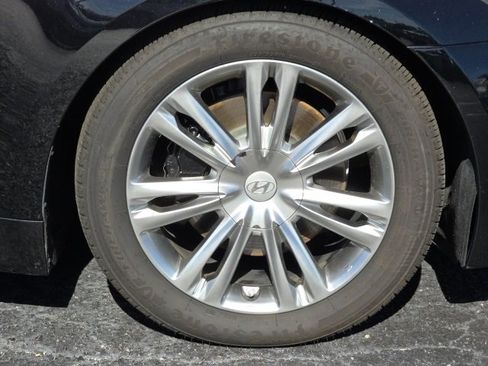 Used 2013 Hyundai Genesis 3.8 w/ Technology Pkg image 26