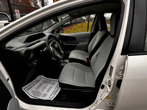 Used 2013 Toyota Prius C Three image 15