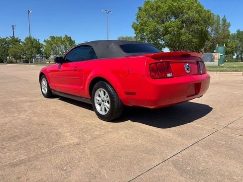 Used 2007 Ford Mustang Premium image 7
