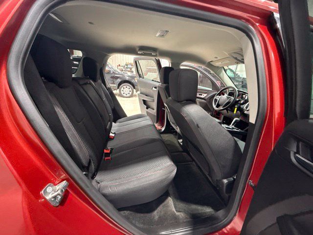 Used 2015 GMC Terrain SLE AWD/4WD image 17