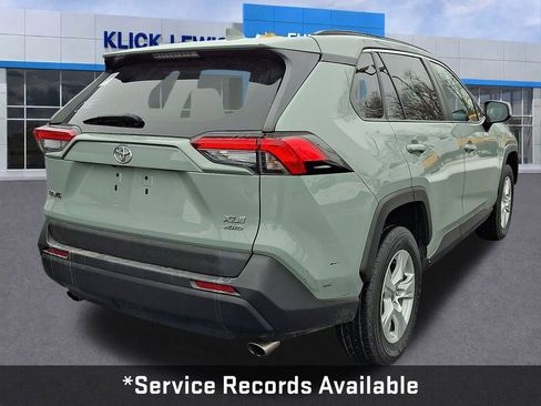 Used 2021 Toyota RAV4 XLE image 8