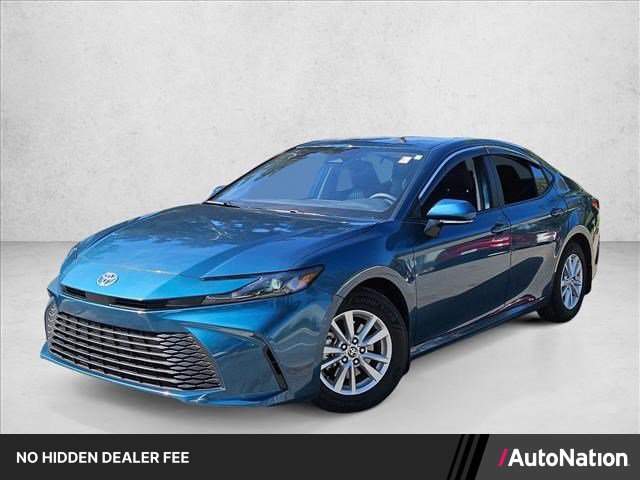 Used 2025 Toyota Camry LE w/ Convenience Package FWD image 1