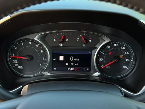 Used 2020 Chevrolet Equinox LT w/ Midnight Edition FWD image 22
