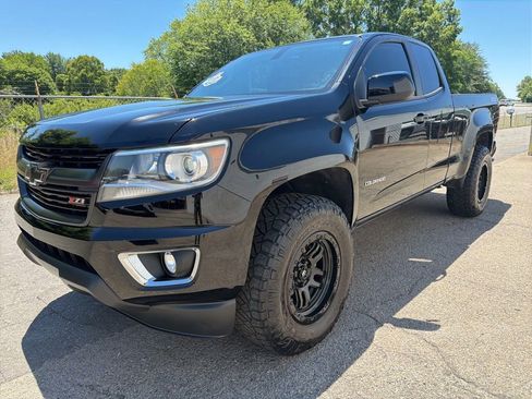 Used 2018 Chevrolet Colorado Z71 AWD/4WD image 6