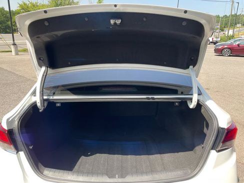 Used 2018 Hyundai Sonata SE FWD image 25