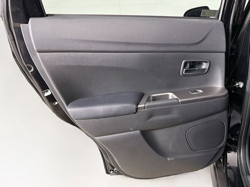 Used 2025 Mitsubishi Outlander Sport SE image 26