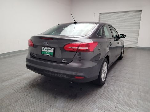 Used 2018 Ford Focus SE FWD image 7
