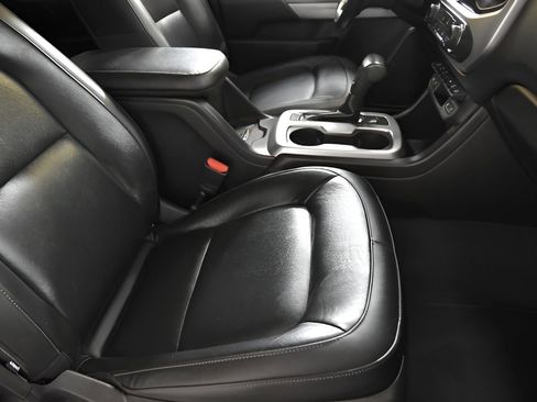 Used 2021 Chevrolet Colorado ZR2 w/ ZR2 Dusk Special Edition image 28