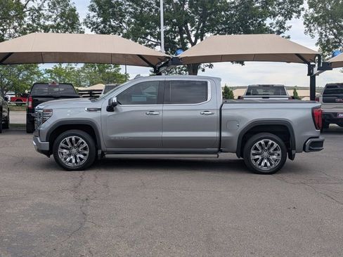 Used 2023 GMC Sierra 1500 Denali w/ Denali Reserve Package AWD/4WD image 8