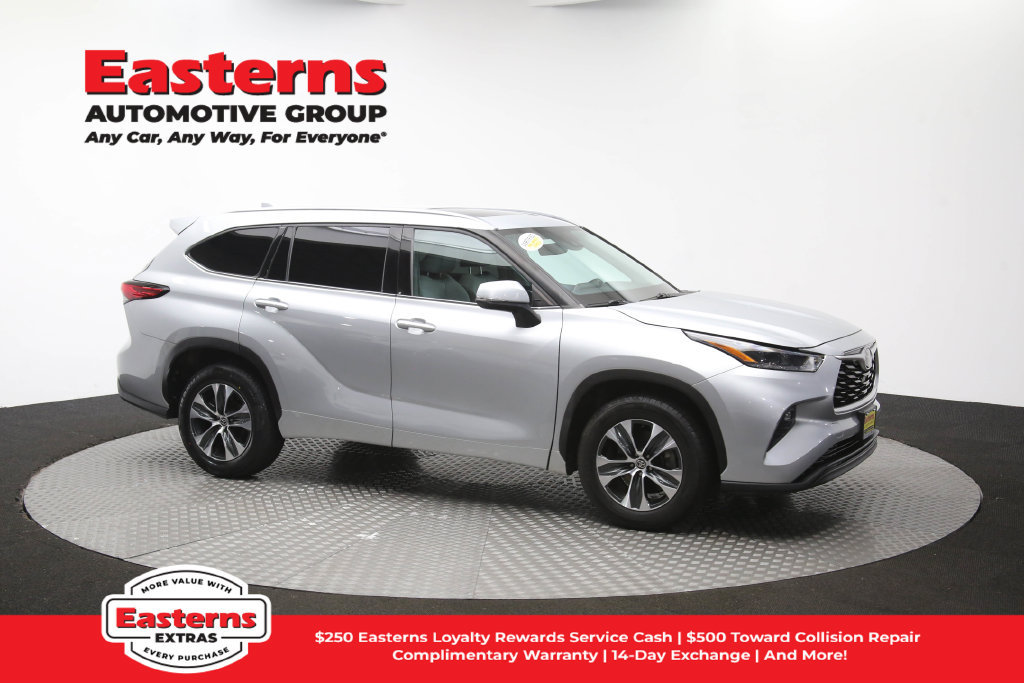 Used 2021 Toyota Highlander XLE FWD image 53