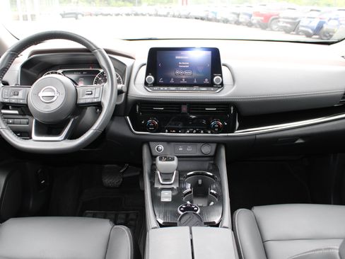 Used 2023 Nissan Rogue SL AWD/4WD image 23