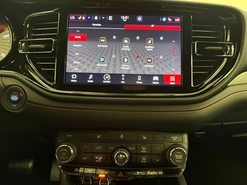 Used 2025 Dodge Durango GT RWD image 26